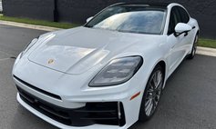 2025 Porsche Panamera Base