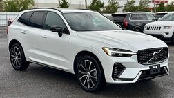 2025 Volvo XC60 B5 Plus Dark Theme