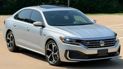 2021 Volkswagen Passat R-Line