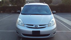 2004 Toyota Sienna 4 Dr XLE Passenger Van