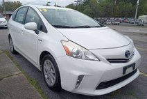 2013 Toyota Prius v Five