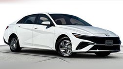 2024 Hyundai Elantra SE