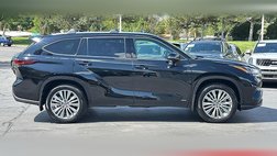2024 Toyota Highlander Hybrid Platinum