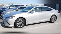 2020 Lexus ES 300h Base