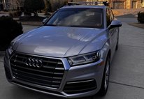 2018 Audi Q5 2.0T quattro Premium Plus