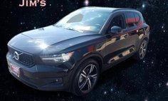 2022 Volvo XC40 T5 R-Design