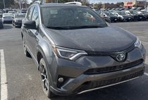 2018 Toyota RAV4 Hybrid SE
