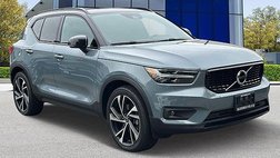 2022 Volvo XC40 T5 R-Design