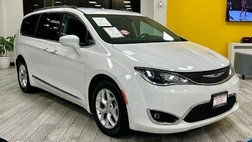 2017 Chrysler Pacifica Touring L FWD