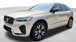 2025 Volvo XC60 B5 Core Dark Theme