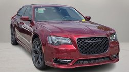 2023 Chrysler 300 Touring L