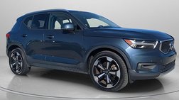 2021 Volvo XC40 T5 Momentum