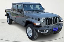 2023 Jeep Gladiator Sport
