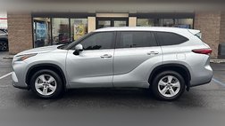 2022 Toyota Highlander LE