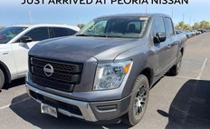 2023 Nissan Titan SV