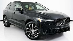 2023 Volvo XC60 B5 Ultimate Dark Theme
