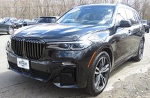 2022 BMW X7 M50i
