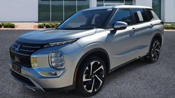 2023 Mitsubishi Outlander SE