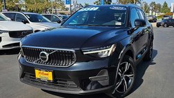 2025 Volvo XC40 B5 Core Bright Theme