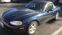2000 Mazda MX-5 Miata Base