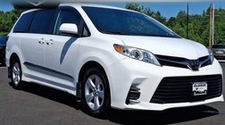 2020 Toyota Sienna LE