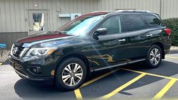 2017 Nissan Pathfinder SL