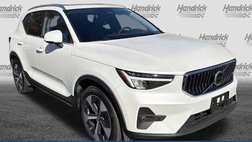 2025 Volvo XC40 B5 Plus Bright Theme