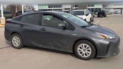 2020 Toyota Prius LE