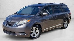 2017 Toyota Sienna LE