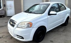 2011 Chevrolet Aveo LS 4-Door