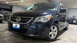 2010 Volkswagen Routan SEL