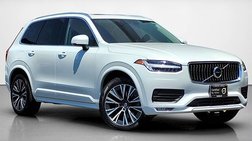 2022 Volvo XC90 T5 Momentum