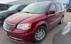2015 Chrysler Town and Country Touring