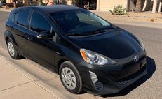 2016 Toyota Prius c Two