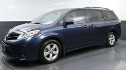 2020 Toyota Sienna LE 7-Passenger FWD with Auto-A