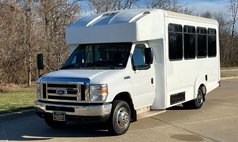 2017 Ford E-Series E-350 SD