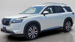 2023 Nissan Pathfinder Platinum