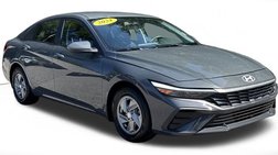 2024 Hyundai Elantra SE