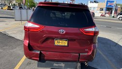 2019 Toyota Sienna XLE