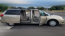 2008 Toyota Sienna LE FWD 8-Passenger Seating