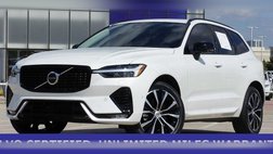 2025 Volvo XC60 B5 Plus Dark Theme