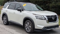 2024 Nissan Pathfinder SL