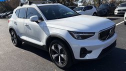2023 Volvo XC40 B5 Plus Bright Theme