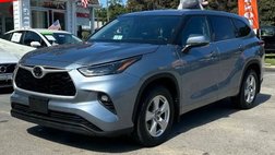 2022 Toyota Highlander LE