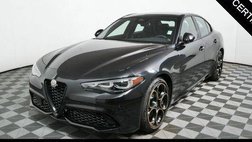2025 Alfa Romeo Giulia Intensa