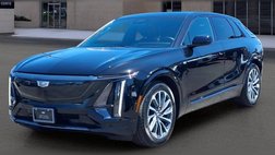 2024 Cadillac LYRIQ Luxury 2