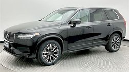 2022 Volvo XC90 T5 Momentum