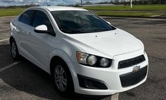 2016 Chevrolet Sonic LT Auto