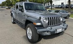 2020 Jeep Gladiator Sport Altitude