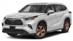 2023 Toyota Highlander Hybrid Bronze Edition
